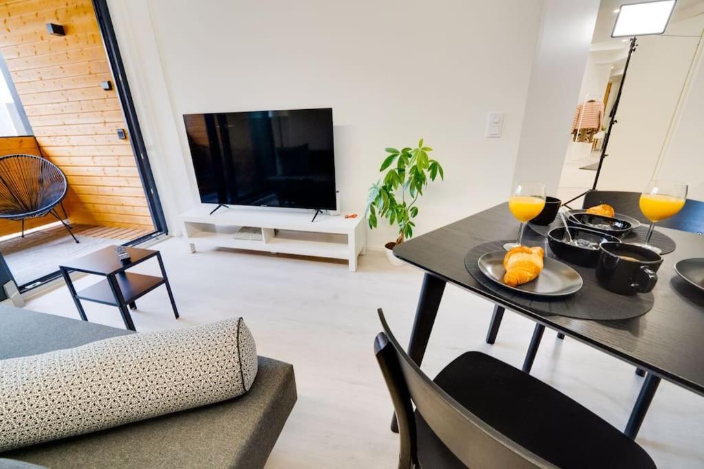 Best Location In Tampere! Modern City Apartment, 2Rooms, Kitchen And Balcony Dış mekan fotoğraf