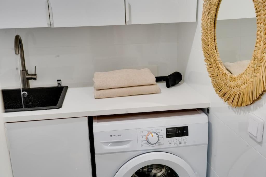 Best Location In Tampere! Modern City Apartment, 2Rooms, Kitchen And Balcony Dış mekan fotoğraf
