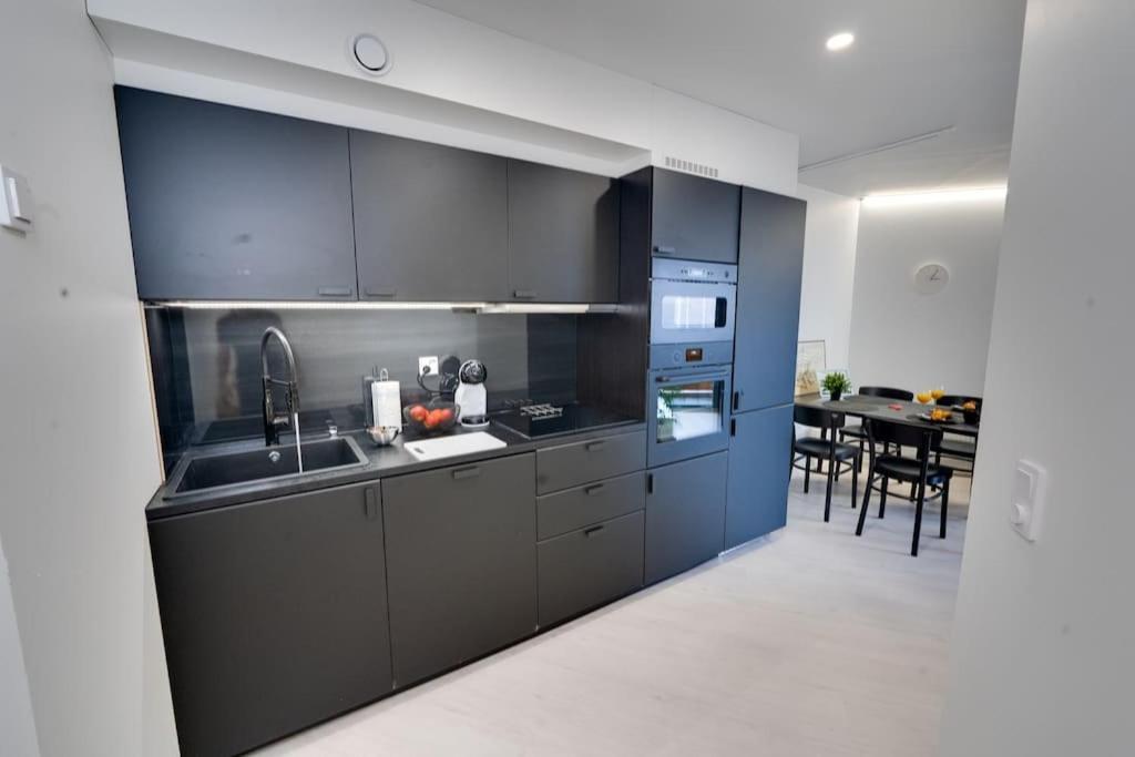 Best Location In Tampere! Modern City Apartment, 2Rooms, Kitchen And Balcony Dış mekan fotoğraf
